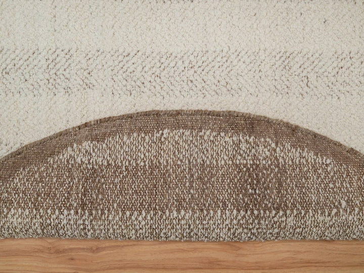 5'1" x 5'1" New Hand Knotted Ivory Wool Round Oriental Rug - MOA10292280