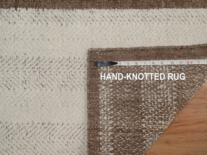 2'1" x 3'0" New Hand Knotted Ivory Wool Rectangle Oriental Rug - MOA10292286