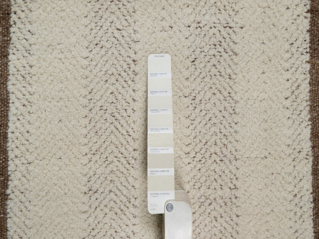 2'0" x 3'1" New Hand Knotted Ivory Wool Rectangle Oriental Rug - MOA10292287