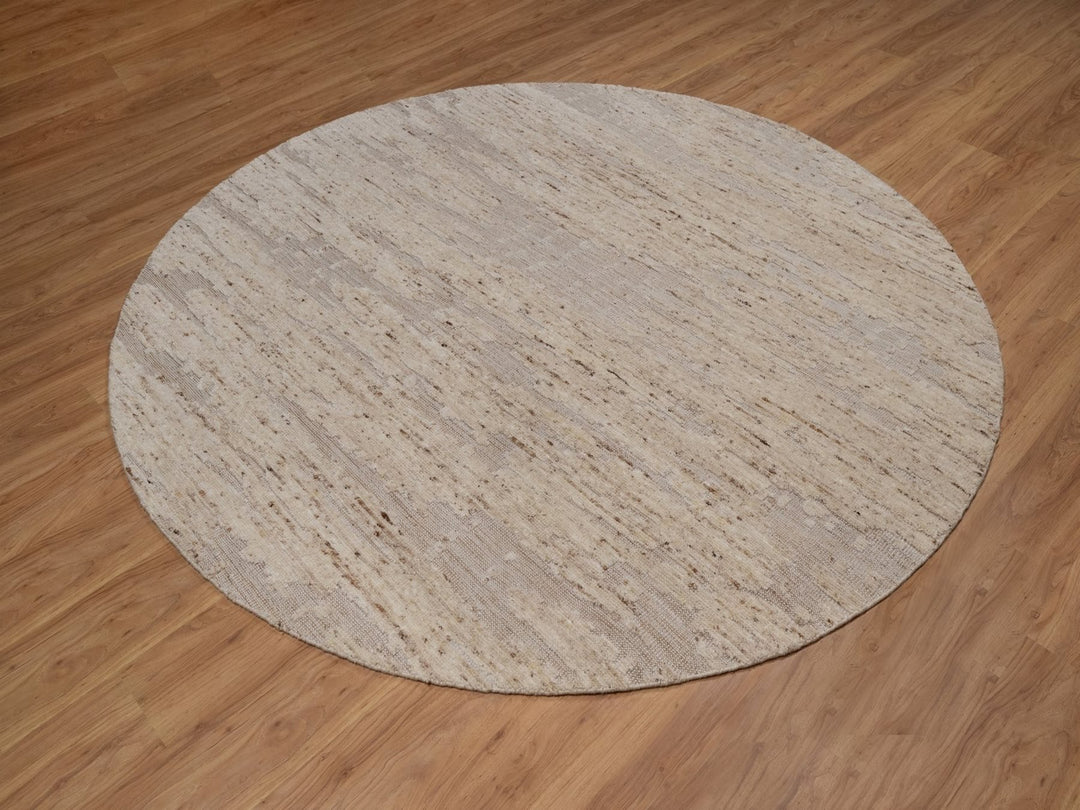 7'10" x 7'10" New Hand Knotted Ivory Wool Round Oriental Rug - MOA10292294