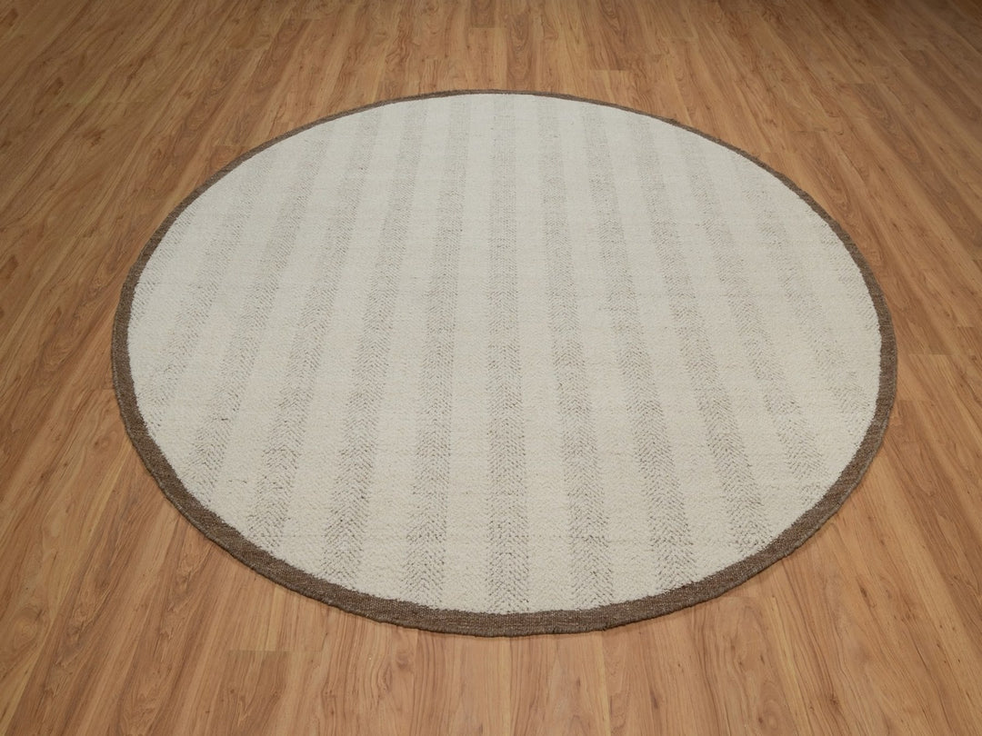 7'9" x 7'9" New Hand Knotted Ivory Wool Round Oriental Rug - MOA10292298
