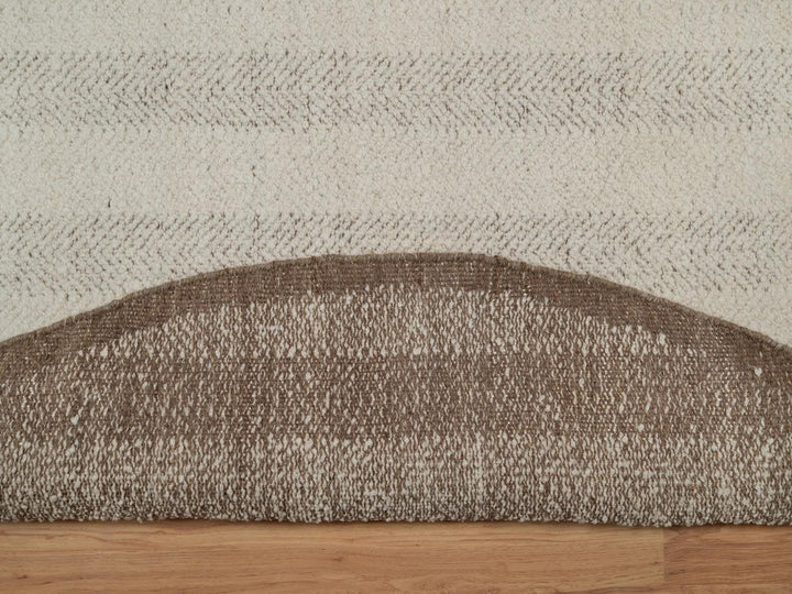 7'9" x 7'9" New Hand Knotted Ivory Wool Round Oriental Rug - MOA10292298