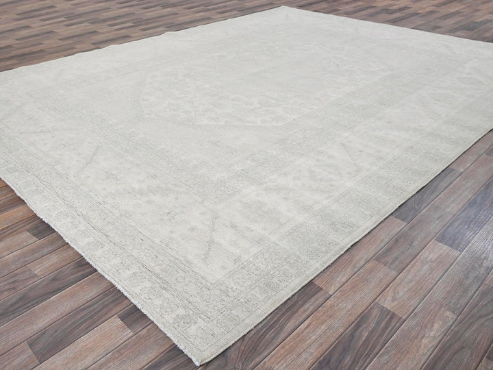 8'11" x 11'10" New Hand Knotted Ivory Wool Rectangle Oriental Rug - MOA102922
