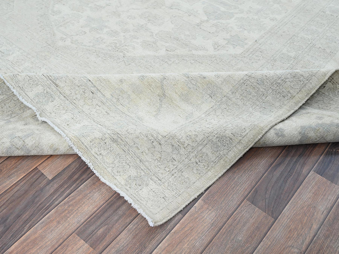 8'11" x 11'10" New Hand Knotted Ivory Wool Rectangle Oriental Rug - MOA102922