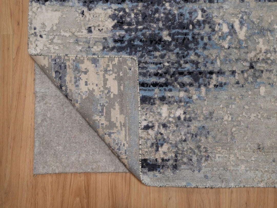 5'0" x 7'1" New Hand Knotted Grey Wool & Silk Rectangle Oriental Rug - MOA10292303