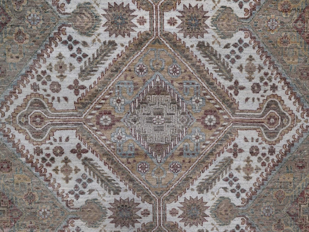 9'9" x 13'9" New Hand Knotted Ivory Wool Rectangle Oriental Rug - MOA10292308