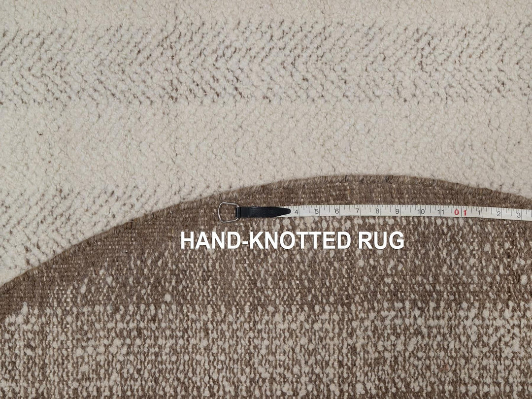 5'11" x 5'11" New Hand Knotted Ivory Wool Round Oriental Rug - MOA10292312