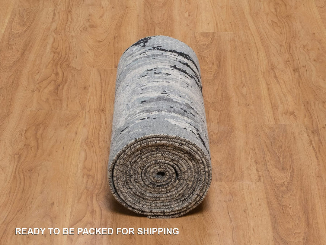 2'5" x 21'8" New Hand Knotted Ivory Wool & Silk Runner Oriental Rug - MOA10292379