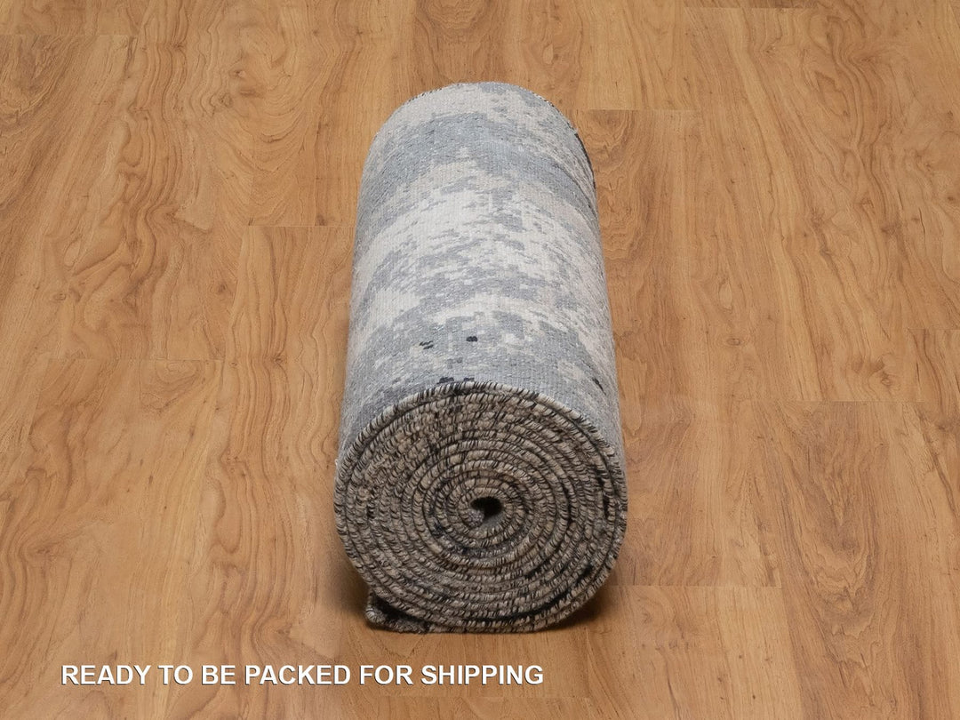 2'5" x 19'9" New Hand Knotted Ivory Wool & Silk Runner Oriental Rug - MOA10292380