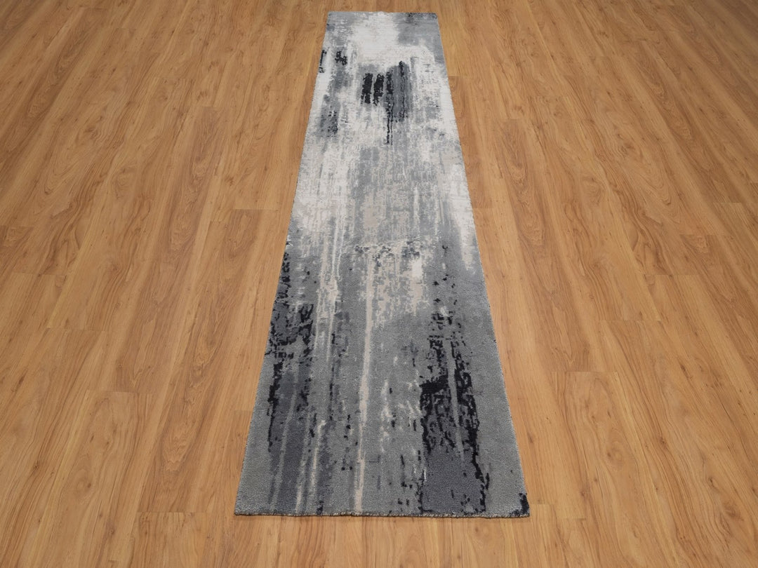 2'6" x 11'10" New Hand Knotted Grey Wool & Silk Runner Oriental Rug - MOA10292381