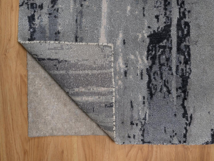 2'6" x 11'10" New Hand Knotted Grey Wool & Silk Runner Oriental Rug - MOA10292381