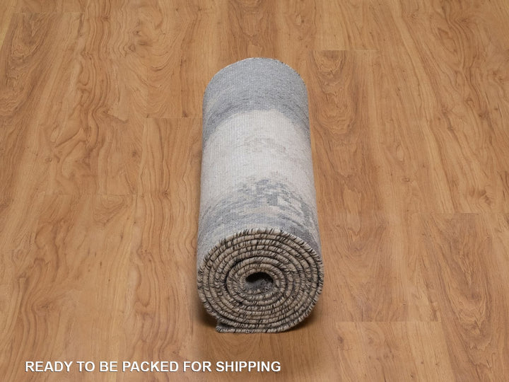 2'6" x 11'10" New Hand Knotted Grey Wool & Silk Runner Oriental Rug - MOA10292381