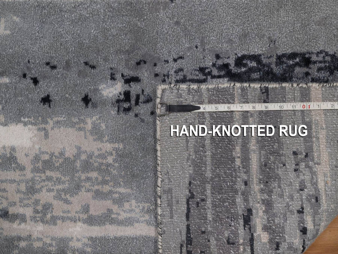 2'6" x 11'10" New Hand Knotted Grey Wool & Silk Runner Oriental Rug - MOA10292381