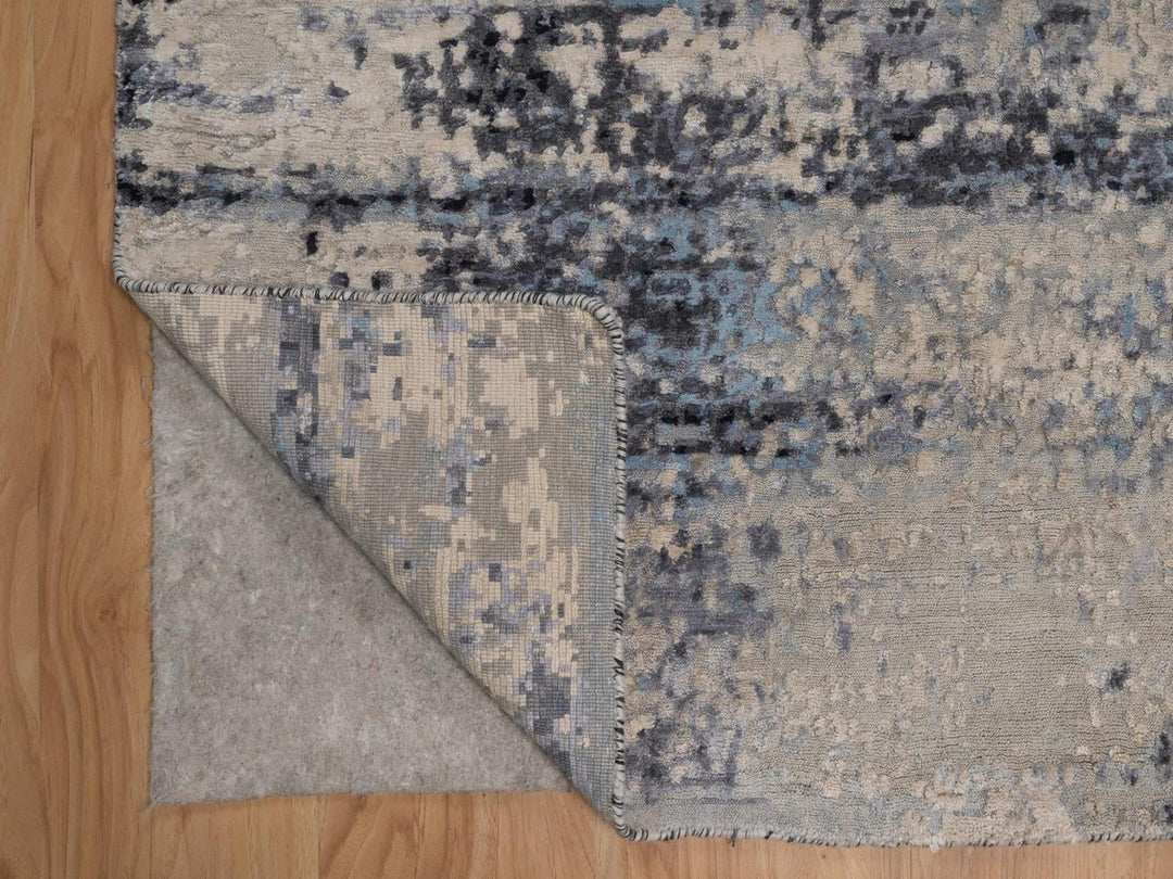 3'10" x 5'11" New Hand Knotted Grey Wool & Silk Rectangle Oriental Rug - MOA10292384