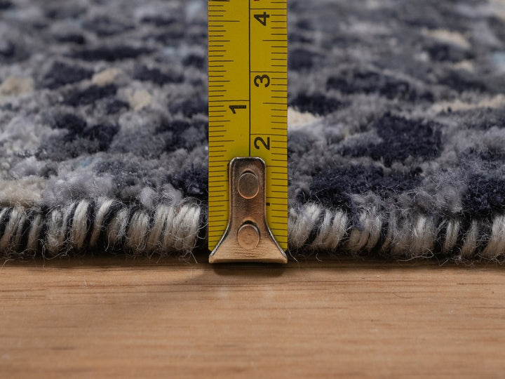 3'10" x 5'11" New Hand Knotted Grey Wool & Silk Rectangle Oriental Rug - MOA10292384