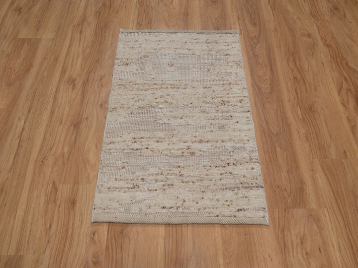 2'0" x 3'1" New Hand Knotted Ivory Wool Rectangle Oriental Rug - MOA10292391