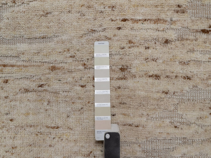 6'0" x 6'0" New Hand Knotted Ivory Wool Round Oriental Rug - MOA10292393