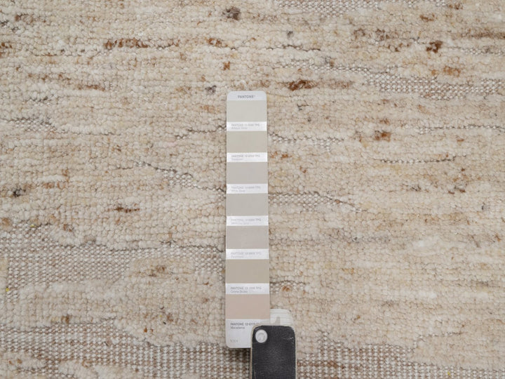 2'7" x 10'2" New Hand Knotted Ivory Wool Runner Oriental Rug - MOA10292396