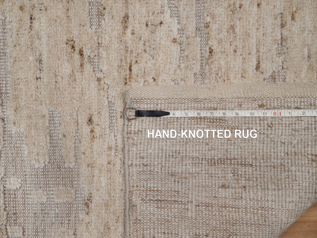 2'7" x 10'2" New Hand Knotted Ivory Wool Runner Oriental Rug - MOA10292396