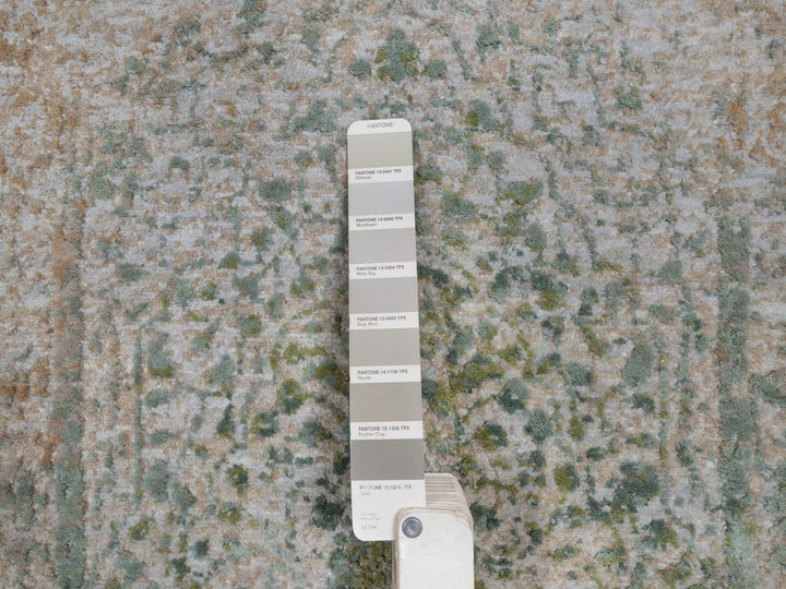 1'11" x 3'1" New Hand Knotted Green Wool & Silk Rectangle Oriental Rug - MOA10292400