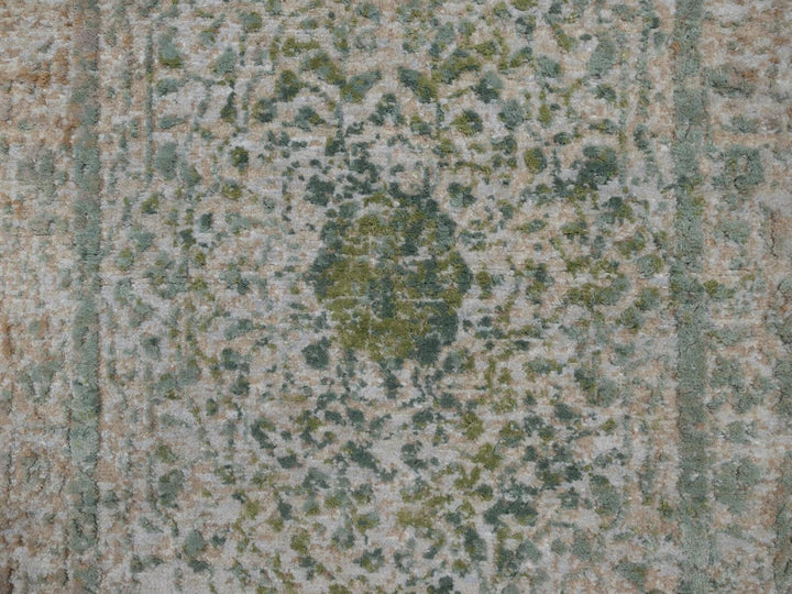 1'11" x 3'1" New Hand Knotted Green Wool & Silk Rectangle Oriental Rug - MOA10292400