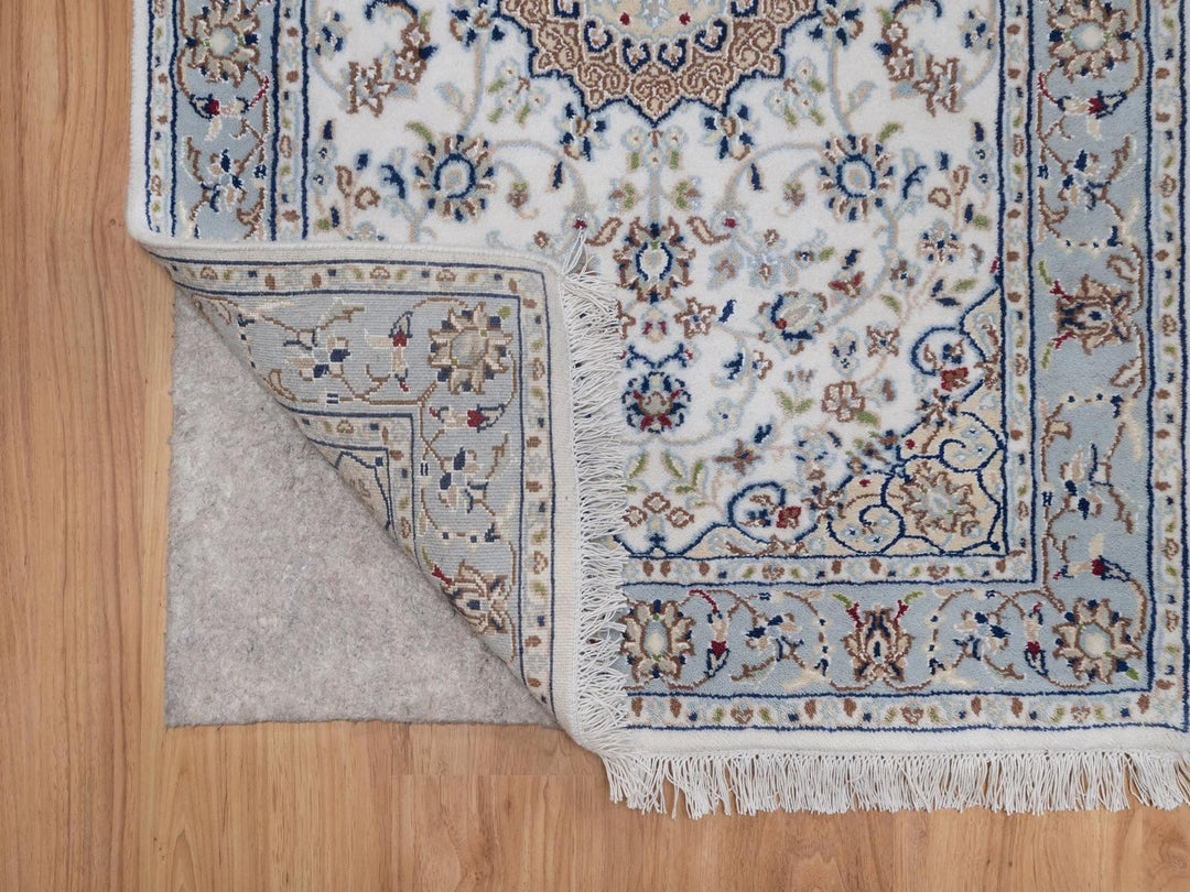 2'9" x 18'4" New Hand Knotted Ivory Wool & Silk Runner Oriental Rug - MOA10292478