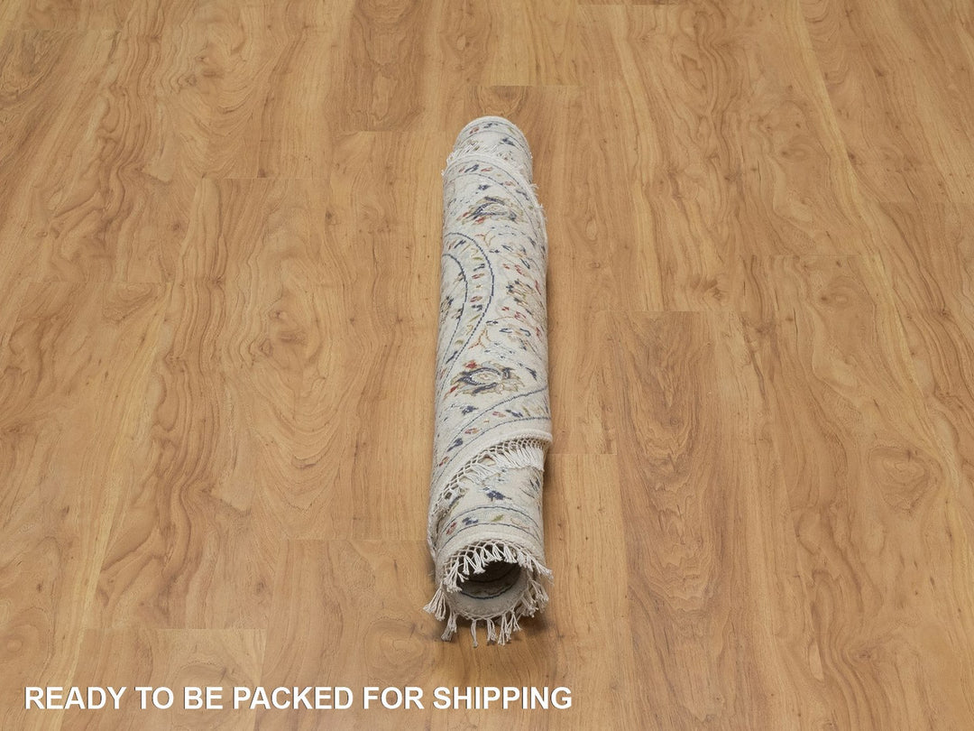 4'1" x 4'1" New Hand Knotted Ivory Wool & Silk Round Oriental Rug - MOA10292486