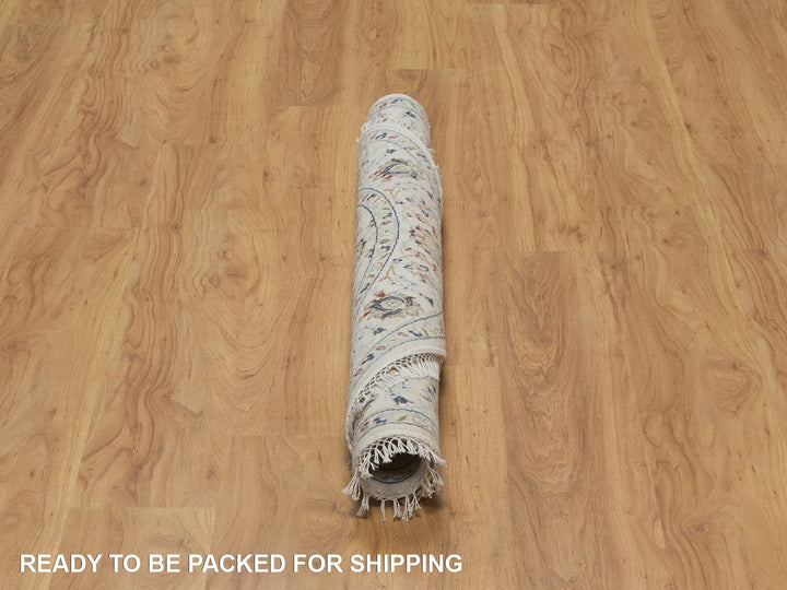 4'1" x 4'1" New Hand Knotted Ivory Wool & Silk Round Oriental Rug - MOA10292486