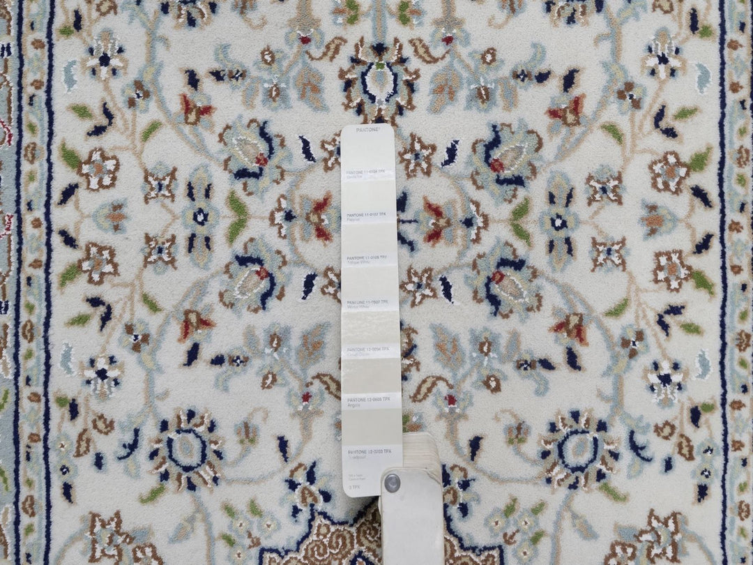 2'9" x 14'5" New Hand Knotted Ivory Wool & Silk Runner Oriental Rug - MOA10292488