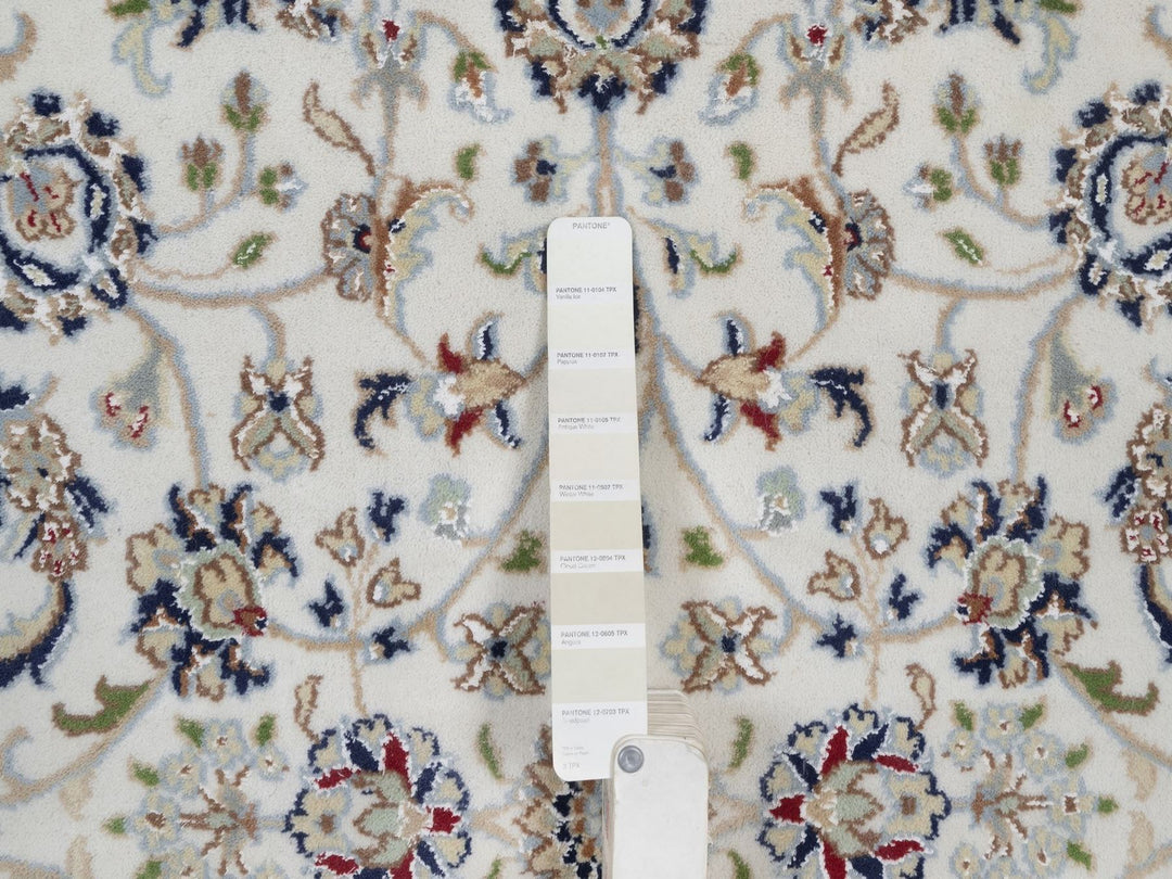 5'2" x 5'2" New Hand Knotted Ivory Wool & Silk Round Oriental Rug - MOA10292504