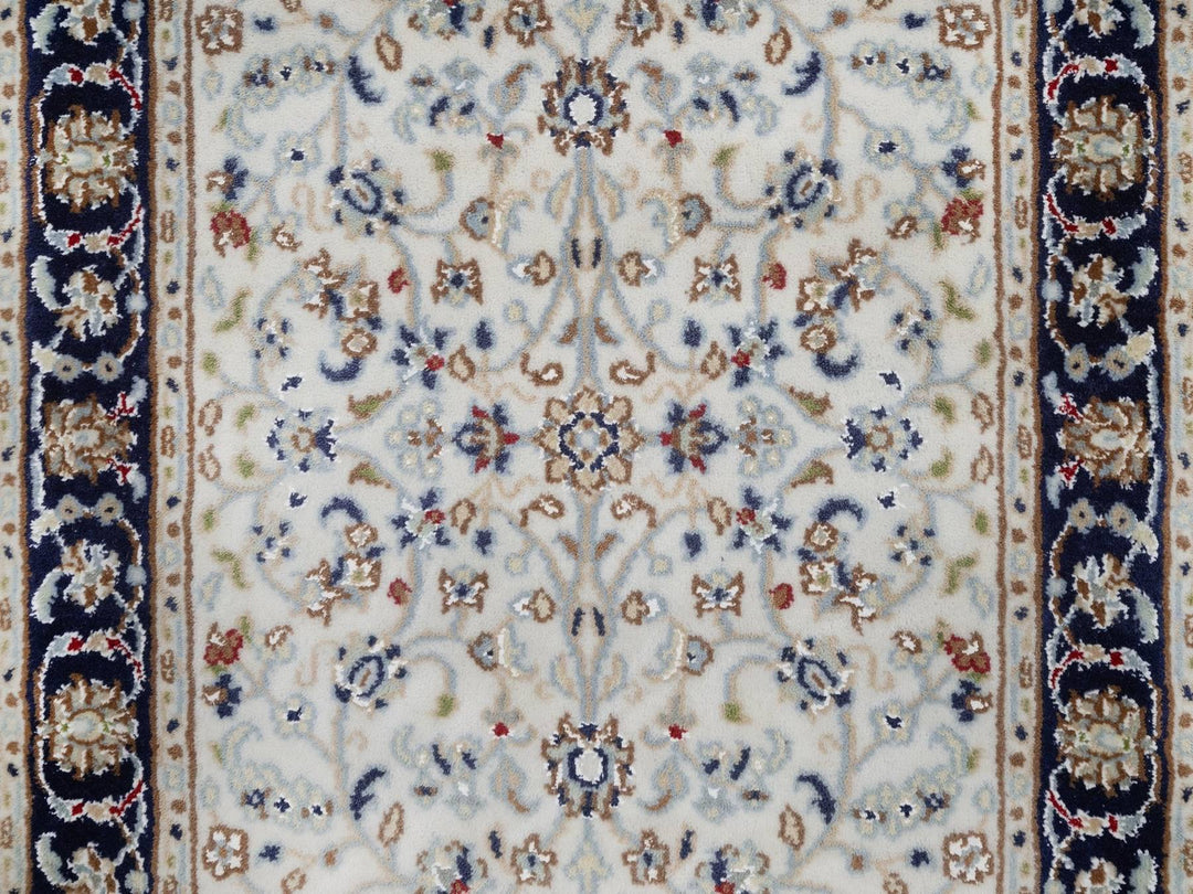2'2" x 3'2" New Hand Knotted Ivory Wool & Silk Rectangle Oriental Rug - MOA10292532