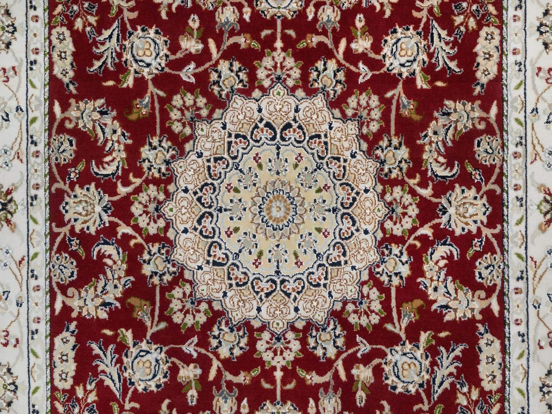 4'10" x 7'10" New Hand Knotted Red Wool & Silk Rectangle Oriental Rug - MOA10292567