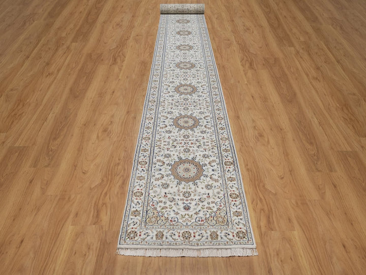 2'9" x 22'5" New Hand Knotted Ivory Wool & Silk Runner Oriental Rug - MOA10292589