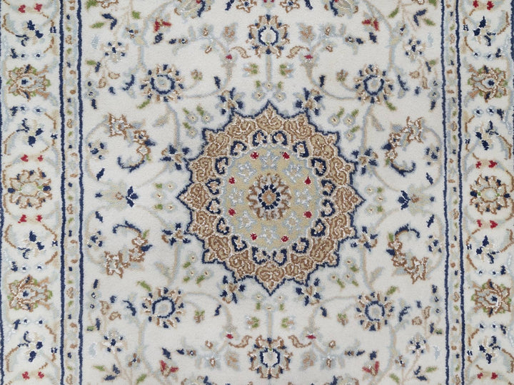 2'9" x 22'5" New Hand Knotted Ivory Wool & Silk Runner Oriental Rug - MOA10292589