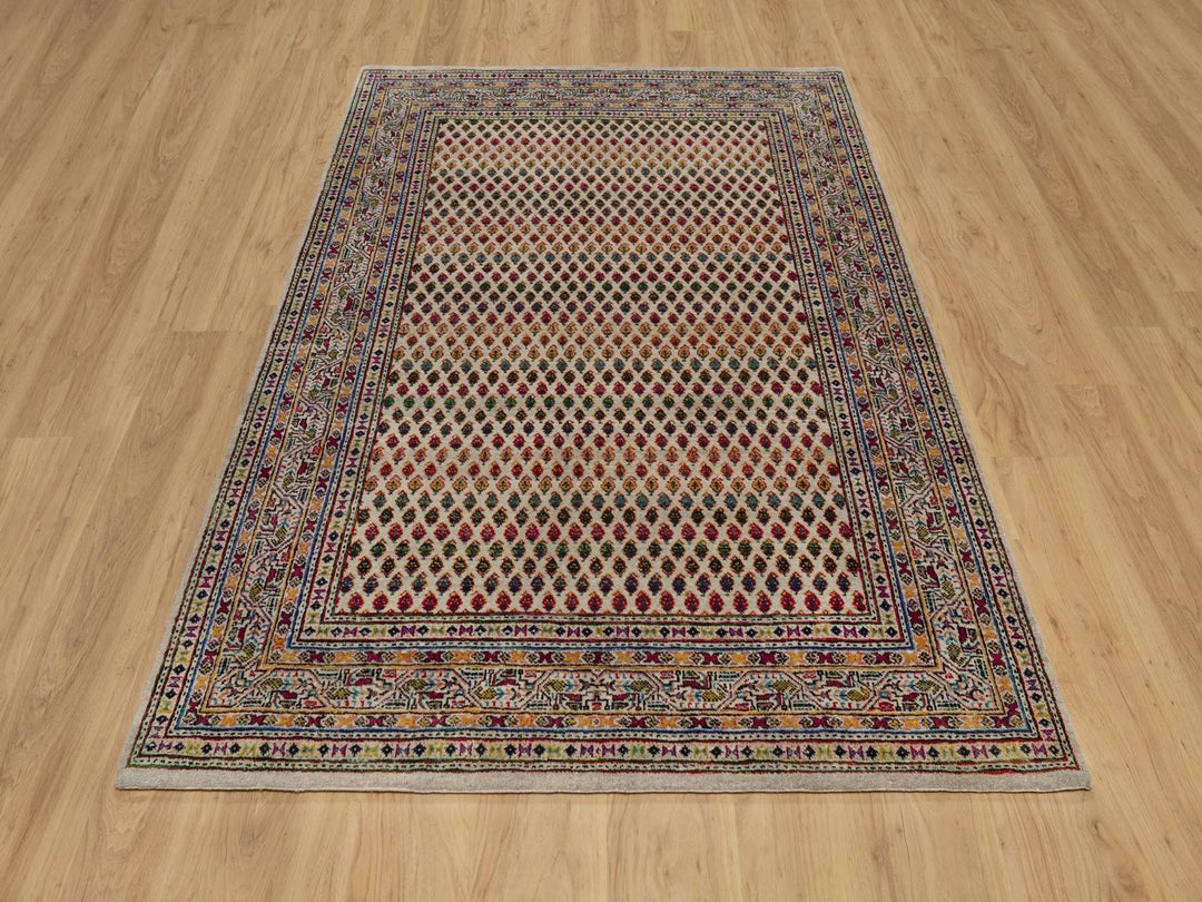 5'0" x 7'1" New Hand Knotted Beige Wool & Sari Silk Rectangle Oriental Rug - MOA10292600