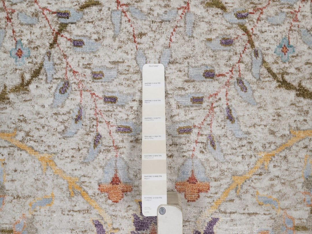 9'10" x 14'2" New Hand Knotted Ivory Wool & Silk Rectangle Oriental Rug - MOA10292620