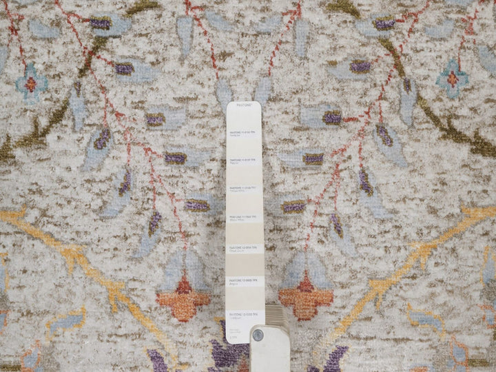 9'10" x 14'2" New Hand Knotted Ivory Wool & Silk Rectangle Oriental Rug - MOA10292620