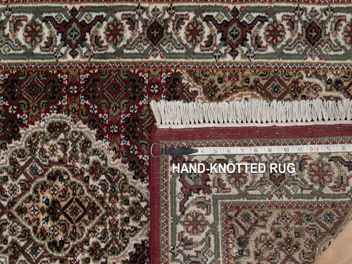 2'7" x 9'10" New Hand Knotted Red Wool Runner Oriental Rug - MOA10292660