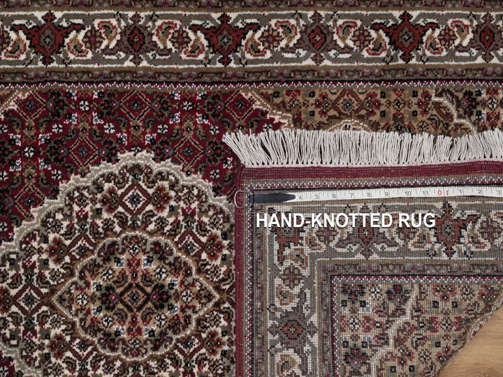 2'9" x 4'11" New Hand Knotted Red Wool Rectangle Oriental Rug - MOA10292662