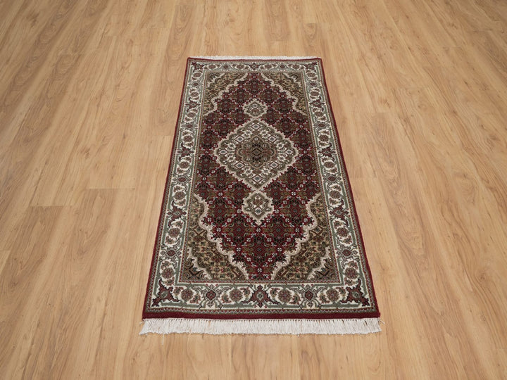 2'5" x 4'9" New Hand Knotted Red Wool Rectangle Oriental Rug - MOA10292664