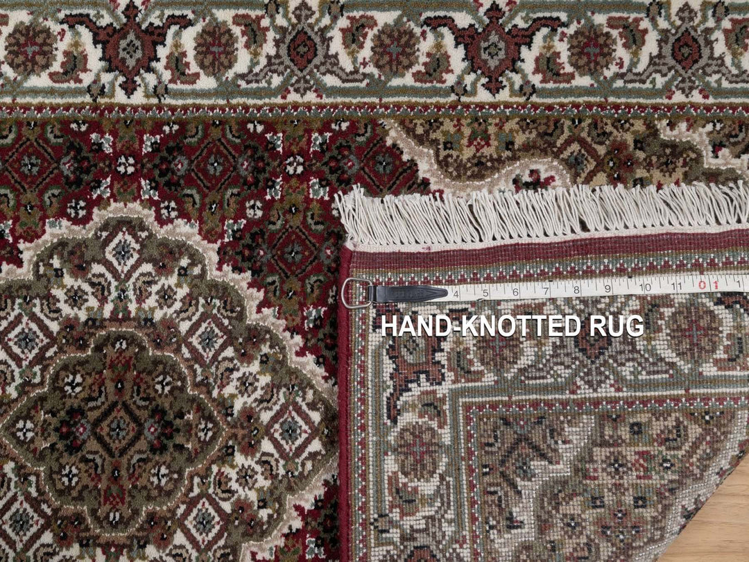 2'5" x 4'9" New Hand Knotted Red Wool Rectangle Oriental Rug - MOA10292664