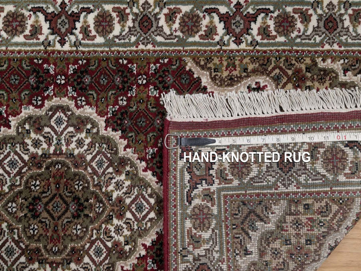 2'5" x 4'9" New Hand Knotted Red Wool Rectangle Oriental Rug - MOA10292664
