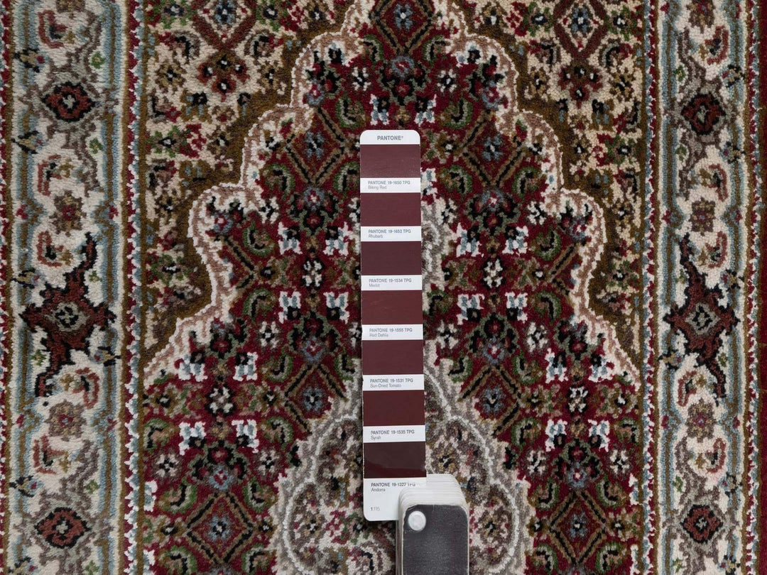 1'10" x 3'0" New Hand Knotted Red Wool Rectangle Oriental Rug - MOA10292665