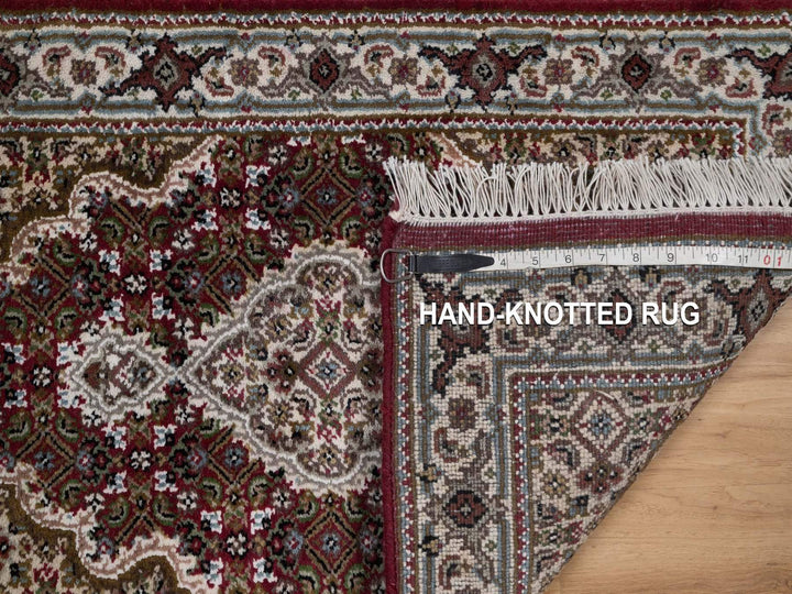 1'10" x 3'0" New Hand Knotted Red Wool Rectangle Oriental Rug - MOA10292665
