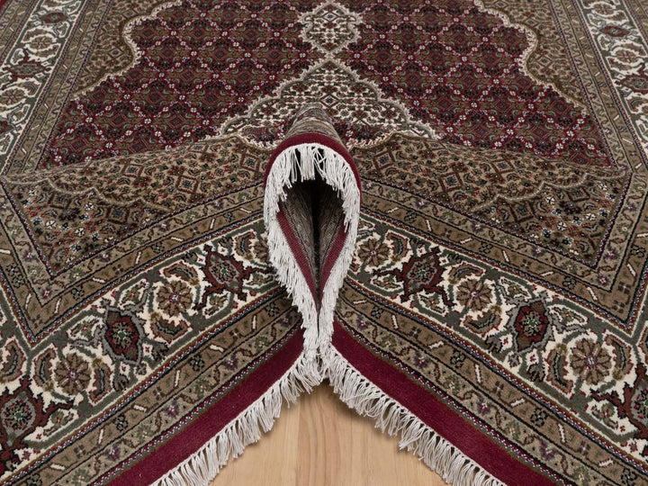 6'0" x 9'2" New Hand Knotted Red Wool Rectangle Oriental Rug - MOA10292666