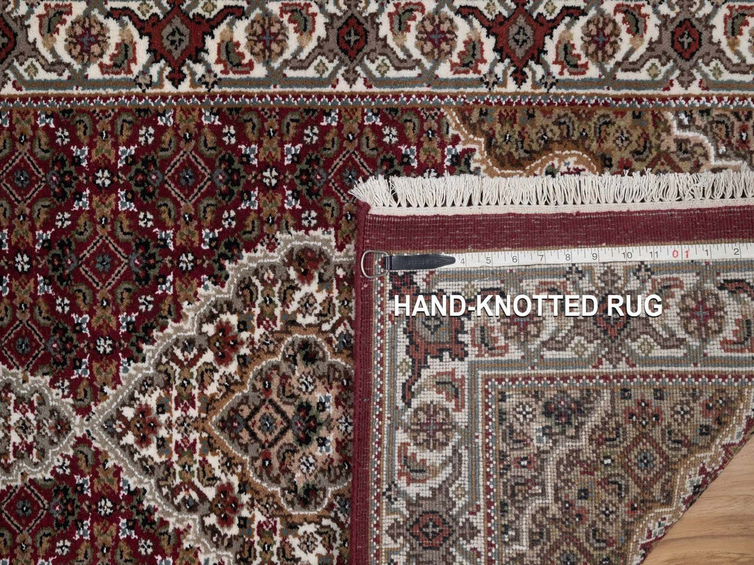 2'8" x 11'9" New Hand Knotted Red Wool Runner Oriental Rug - MOA10292667