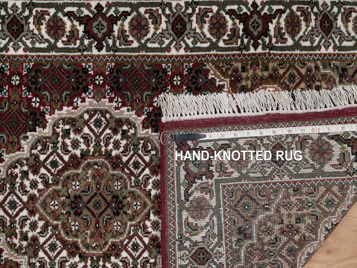 2'8" x 20'2" New Hand Knotted Red Wool Runner Oriental Rug - MOA10292668