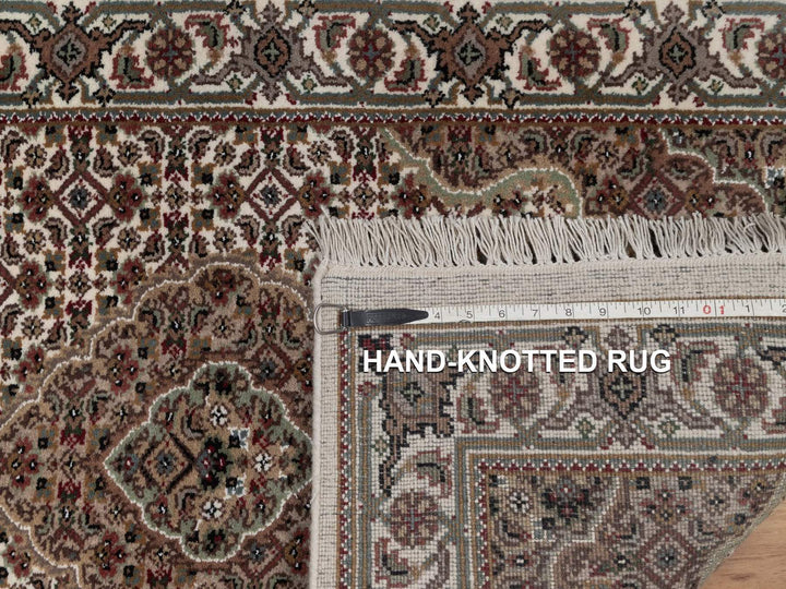 2'8" x 11'9" New Hand Knotted Ivory Wool Runner Oriental Rug - MOA10292670