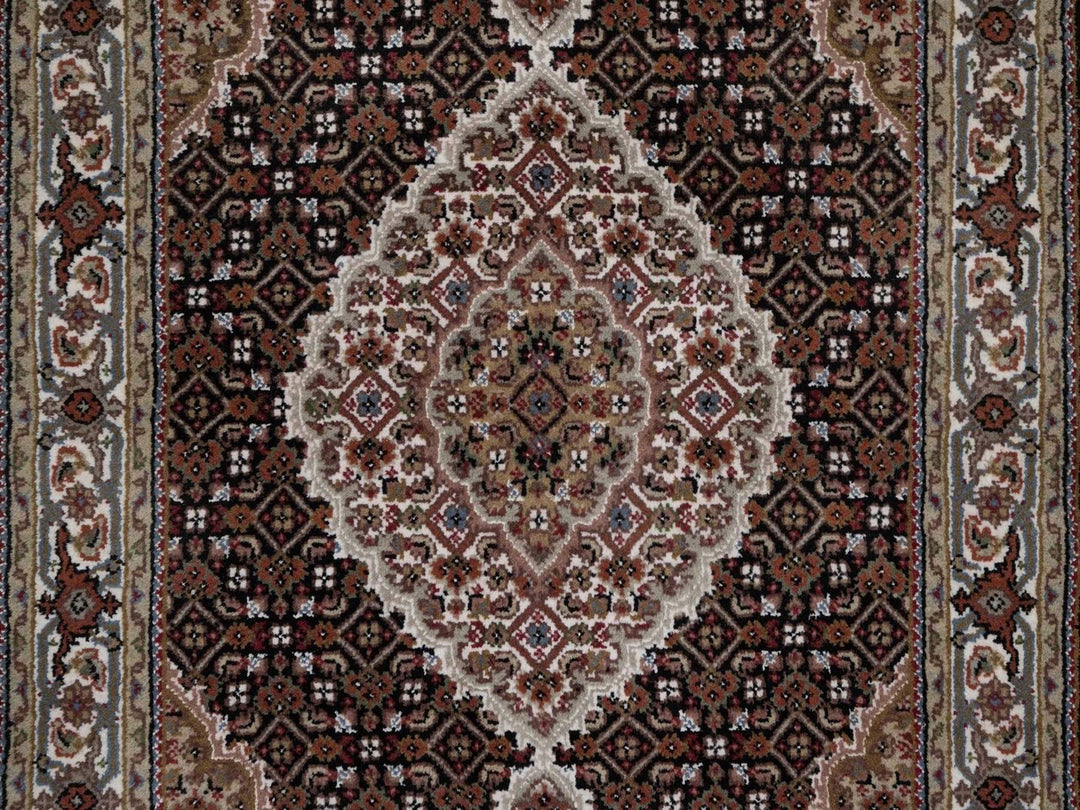 2'9" x 5'3" New Hand Knotted Black Wool Rectangle Oriental Rug - MOA10292672