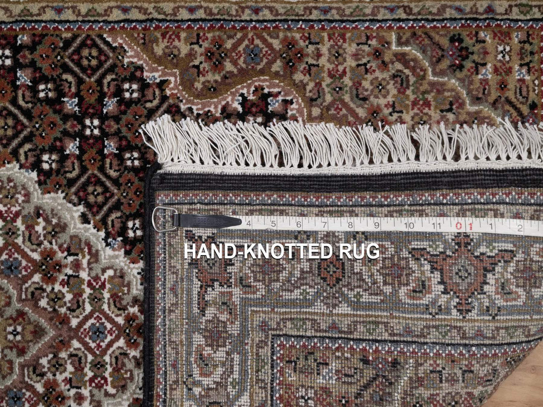 2'9" x 5'3" New Hand Knotted Black Wool Rectangle Oriental Rug - MOA10292672